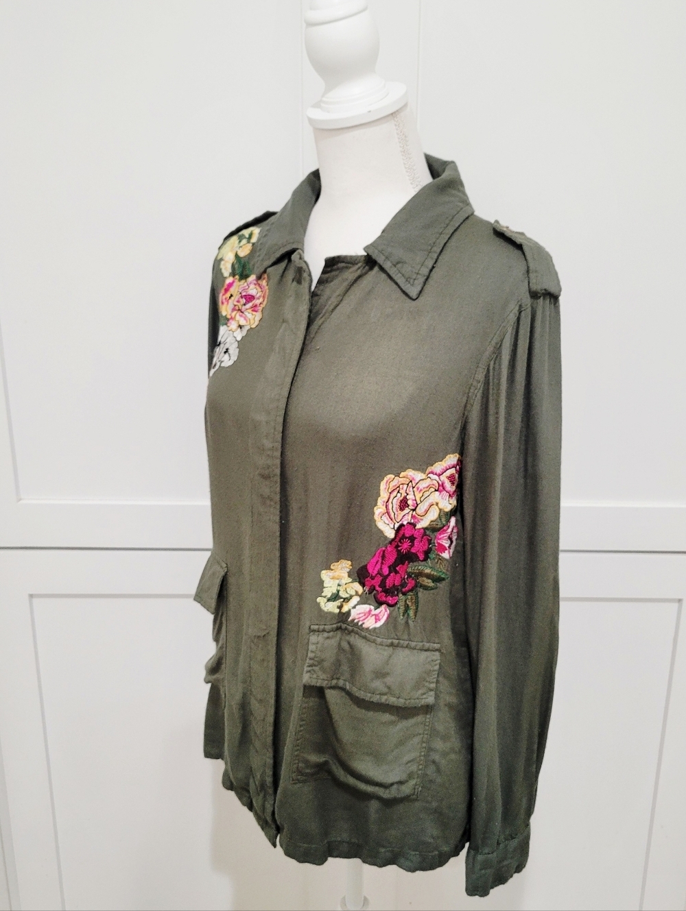 Angie Olive Green Utility Jacket/Blouse w/Pink & Cream Floral Embroidery | Large